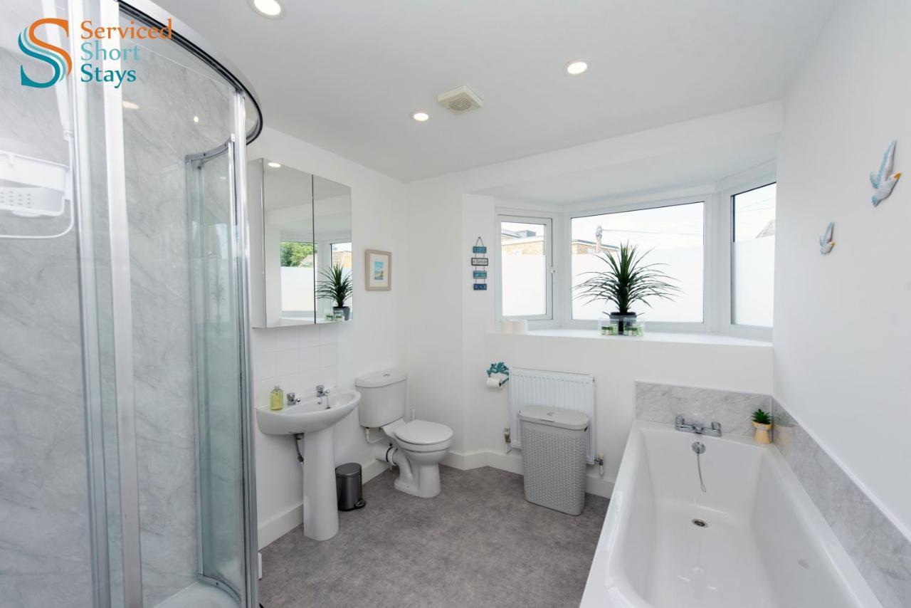 Bella, Two Bedroom Apartment Close To The Beach Margate Exterior foto